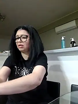 Milf Abigail online show from March 2026 02:50:02 AM