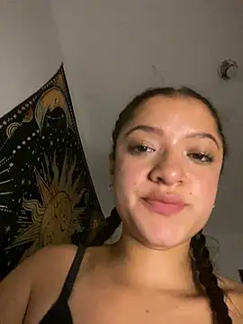 Snapshot of Alicia_ALICIA chatting on March 2025 12:34:02 AM Alicia ALICIA online show from March 2025 12:34:02 AM