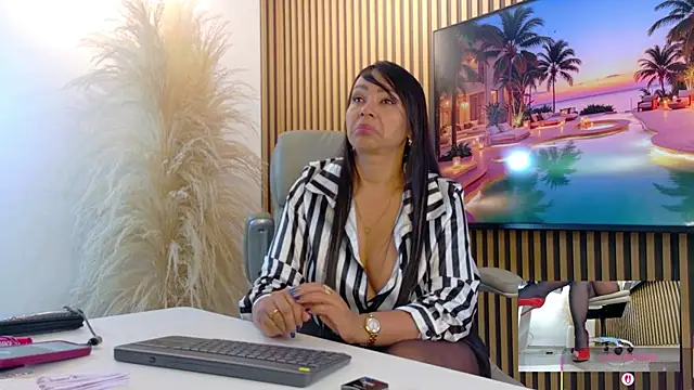 Snapshot of lulu_072 chatting on July 2026 12:05:01 AM lulu 072 online show from July 2026 12:05:01 AM