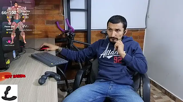 Marck Muscle online show from October 2025 03:23:02 AM