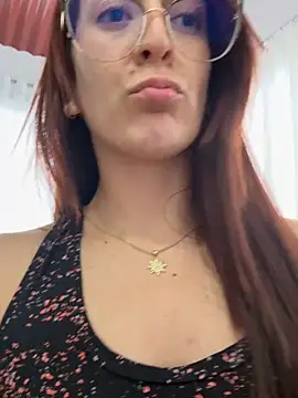 Buttyy Cherry online show from January 2026 07:39:01 PM