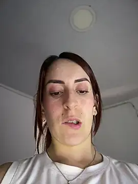 Buttyy Cherry online show from April 2026 04:04:02 PM