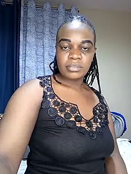 Snapshot of queen_arianna chatting on February 2026 12:42:02 AM queen arianna online show from February 2026 12:42:02 AM