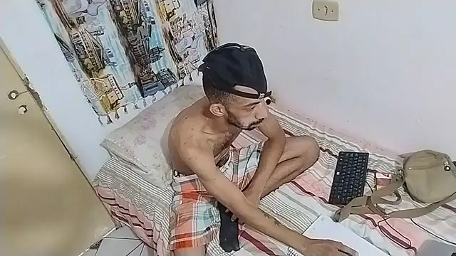 UncutToyBoy23cm online show from March 2025 11:11:01 PM