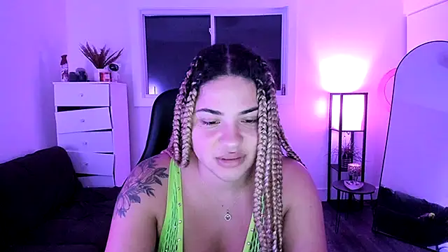 MelSaunders online show from November 2025 01:08:01 AM