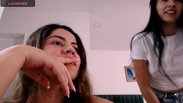 Snapshot of AlexaMysticz chatting on February 2025 06:06:01 PM AlexaMysticz online show from February 2025 06:06:01 PM