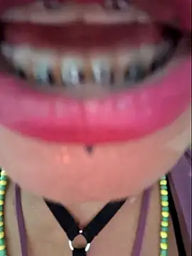 gatadeojosclaros online show from May 2026 03:55:02 AM