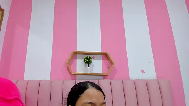 ISABELLA 020 online show from September 2025 12:51:01 PM