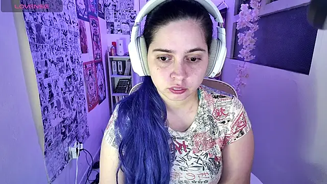 Snapshot of Vallolet_Spencer chatting on October 2025 01:14:02 AM Vallolet Spencer online show from October 2025 01:14:02 AM