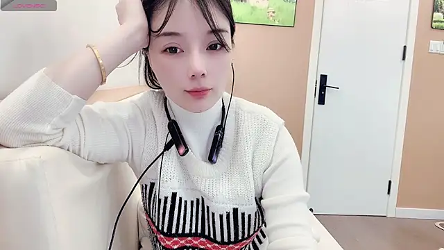 Snapshot of AKiKi711 chatting on February 2026 04:38:02 AM AKiKi711 online show from February 2026 04:38:02 AM