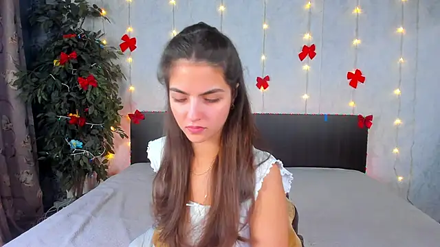 Milana Crystal  online show from December 2025 08:21:02 AM