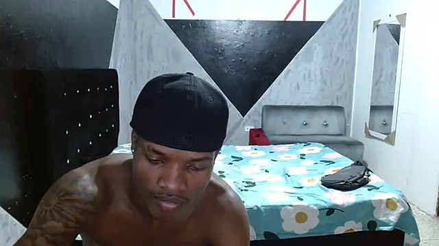 MiguelAngelxl online show from January 2026 01:41:01 AM