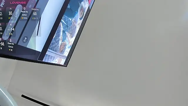 Snapshot of Kylie2211 chatting on February 2026 04:55:02 PM Kylie2211 online show from February 2026 04:55:02 PM