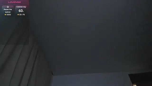 Kylie2211 online show from March 2026 02:34:01 PM