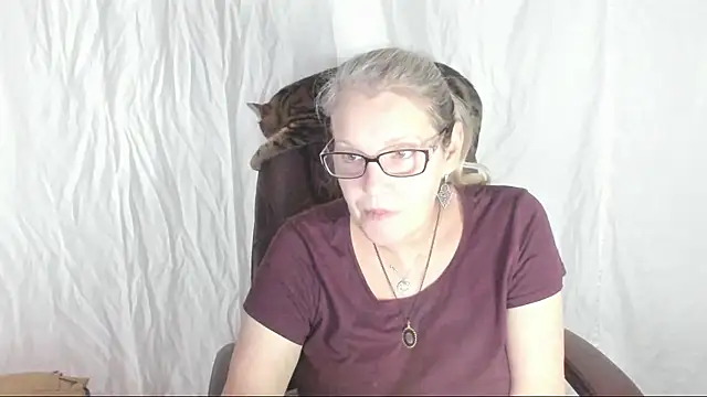 irinamaux online show from March 2025 08:48:02 AM