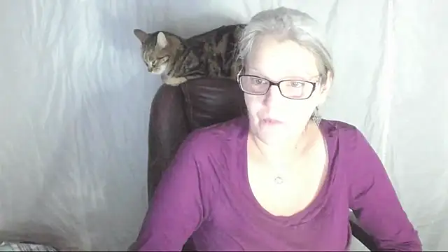 irinamaux online show from March 2025 02:25:02 AM