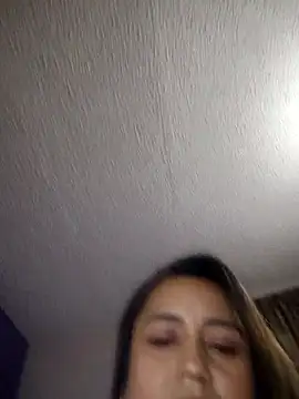 silvana queen07 online show from November 2025 01:04:02 AM