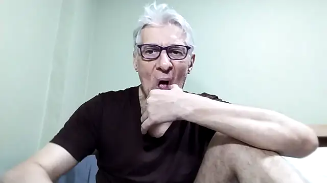 Snapshot of BIGUNCUTHARDCOCK chatting on November 2025 11:54:02 AM BIGUNCUTHARDCOCK online show from November 2025 11:54:02 AM