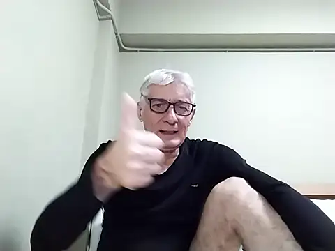 Snapshot of BIGUNCUTHARDCOCK chatting on January 2026 02:30:02 PM BIGUNCUTHARDCOCK online show from January 2026 02:30:02 PM