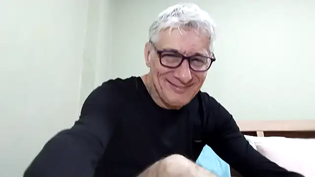 Snapshot of BIGUNCUTHARDCOCK chatting on January 2026 02:50:01 AM BIGUNCUTHARDCOCK online show from January 2026 02:50:01 AM