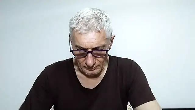 Snapshot of BIGUNCUTHARDCOCK chatting on March 2026 01:46:02 PM BIGUNCUTHARDCOCK online show from March 2026 01:46:02 PM