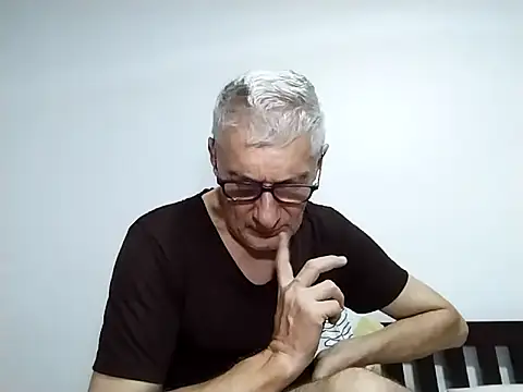 Snapshot of BIGUNCUTHARDCOCK chatting on March 2026 05:08:02 AM BIGUNCUTHARDCOCK online show from March 2026 05:08:02 AM