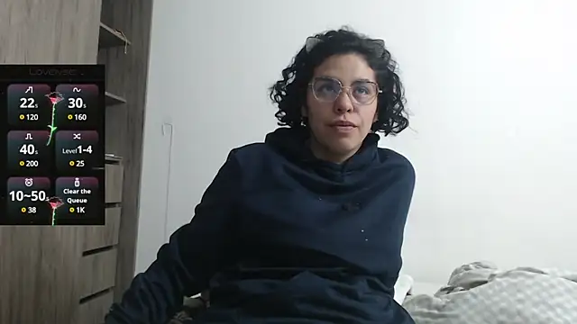 Anne purple online show from February 2025 03:37:02 PM