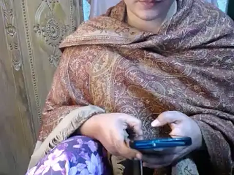 Snapshot of SohanaSabaSexy chatting on January 2025 05:31:01 PM SohanaSabaSexy online show from January 2025 05:31:01 PM