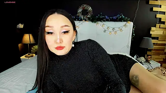 Snapshot of Julianna_Jami chatting on December 2024 04:36:01 PM Julianna Jami online show from December 2024 04:36:01 PM