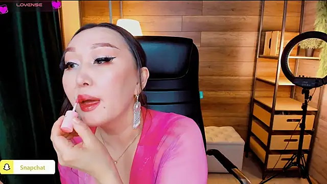 Snapshot of Julianna_Jami chatting on January 2025 02:55:02 PM Julianna Jami online show from January 2025 02:55:02 PM