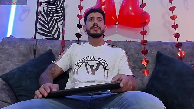 Snapshot of Bruno_Mattos chatting on February 2025 11:09:01 PM Bruno Mattos online show from February 2025 11:09:01 PM