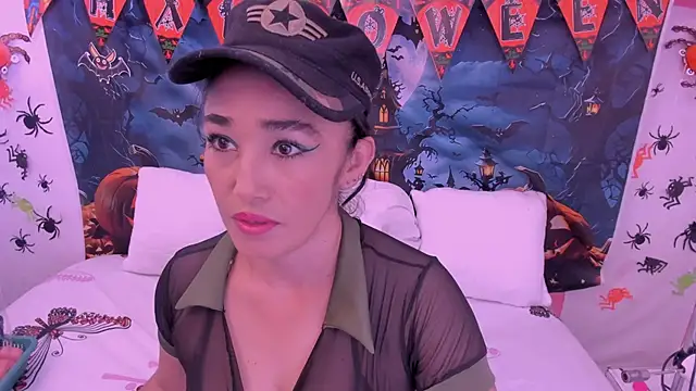 Snapshot of charlotte-11 chatting on October 2025 02:51:02 PM charlotte-11 online show from October 2025 02:51:02 PM