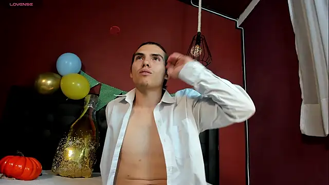  Tattoo Couple online show from September 2025 02:00:01 PM