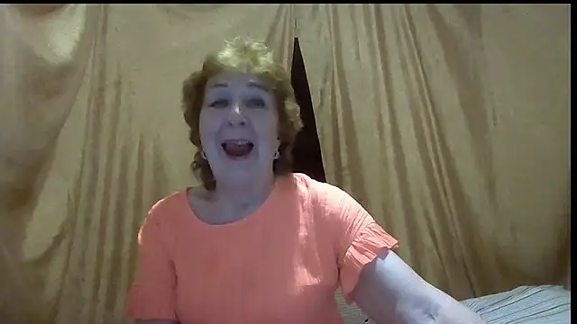 Estelitta 5 online show from June 2026 05:25:01 PM