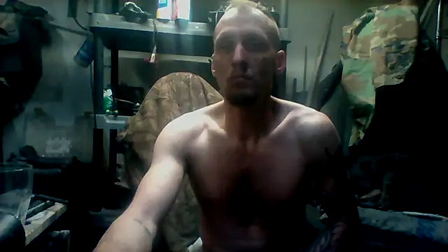 Snapshot of Aaronbp chatting on November 2025 04:23:01 PM Aaronbp online show from November 2025 04:23:01 PM