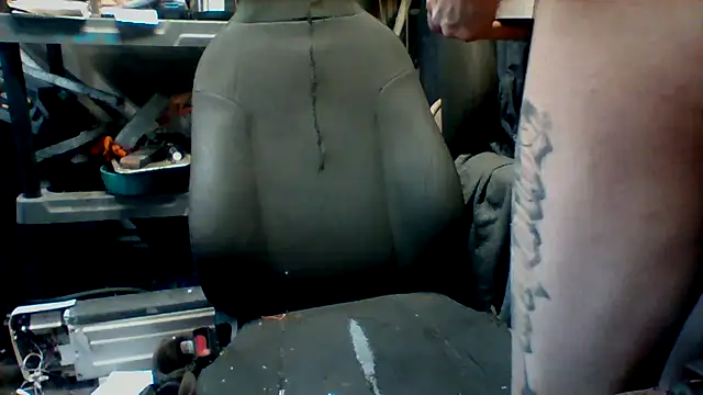 Snapshot of Aaronbp chatting on December 2025 06:46:02 PM Aaronbp online show from December 2025 06:46:02 PM