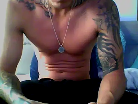 Skater29xx2 online show from February 2025 06:40:02 PM