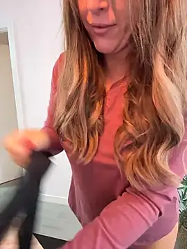 ChristyAdair online show from December 2025 09:27:02 AM