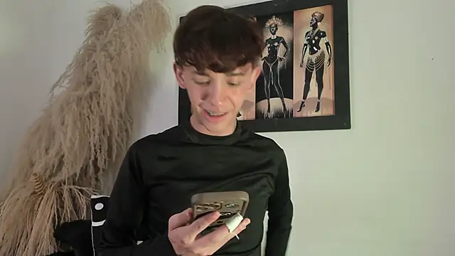 Tomy Rox online show from February 2025 11:04:02 PM