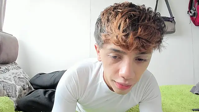 Tomy Rox online show from September 2025 06:55:01 PM