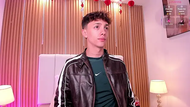 Tomy Rox online show from February 2026 08:09:01 PM