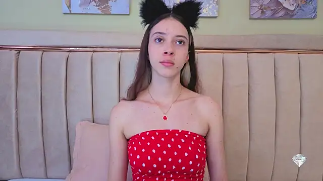 sophiia grey 1 online show from October 2025 08:32:01 PM