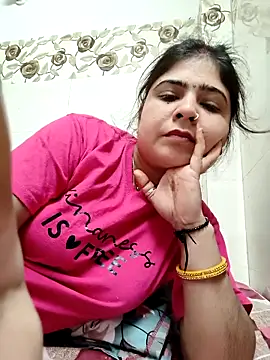 Snapshot of Husnpari20 chatting on March 2025 05:54:01 PM Husnpari20 online show from March 2025 05:54:01 PM