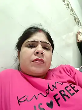 Snapshot of Husnpari20 chatting on March 2025 05:47:02 PM Husnpari20 online show from March 2025 05:47:02 PM