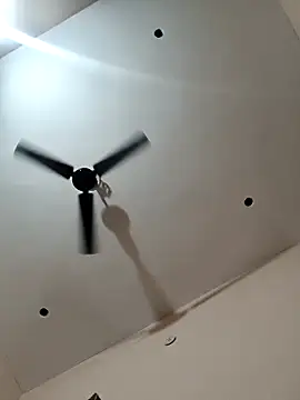 Husnpari20 online show from April 2026 05:43:02 AM