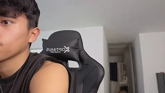 Angel esteban fx online show from July 2026 04:32:01 PM