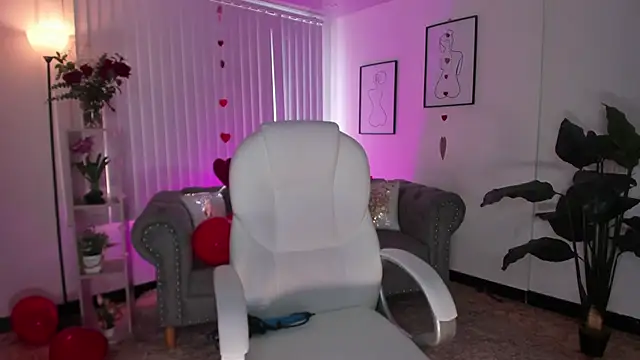 Aida adams online show from February 2025 08:48:02 PM