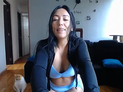 Snapshot of Laura_martin_ chatting on May 2026 11:51:01 AM Laura martin online show from May 2026 11:51:01 AM