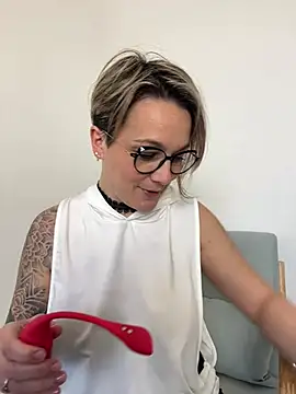 marinella07 online show from March 2025 01:29:01 PM