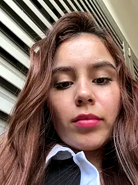 Juanelopez1 online show from November 2025 07:35:01 PM